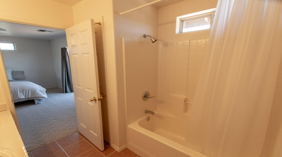Mikesell - Ensenada MLS Size-33