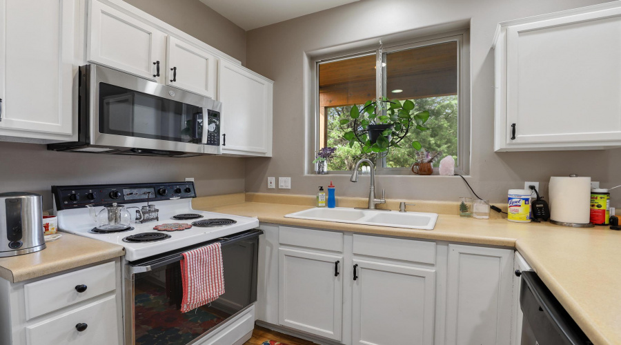 Kitchen 1E0A3681