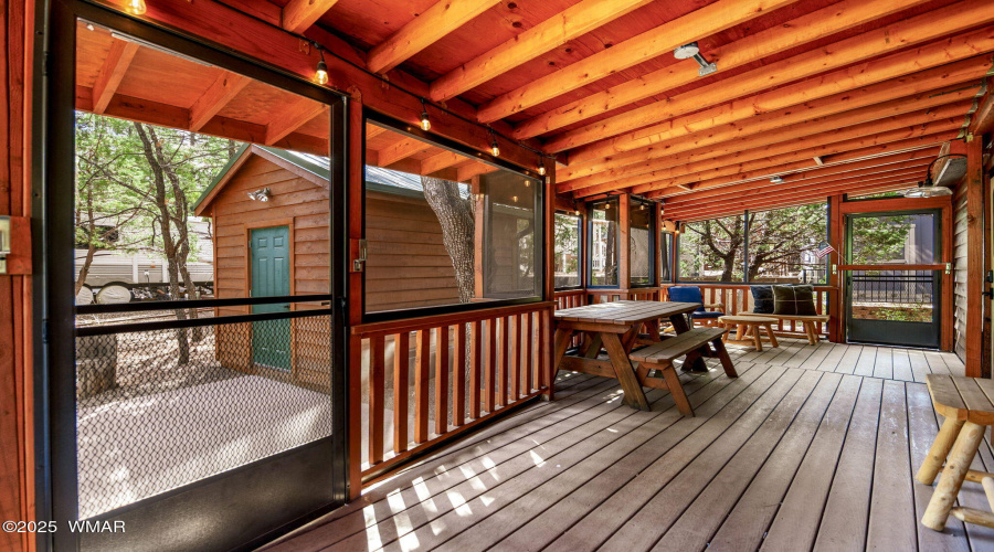 Screened Deck