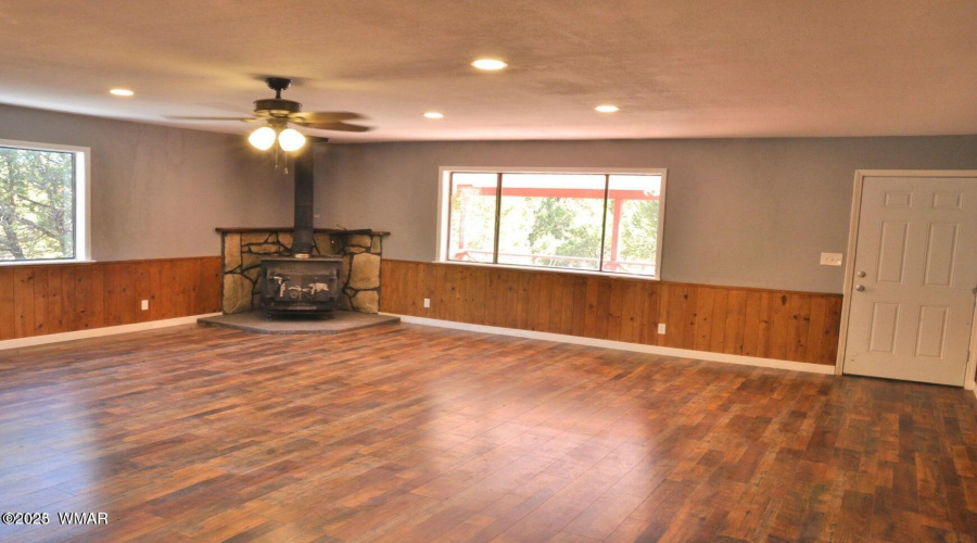 3rd pic living room