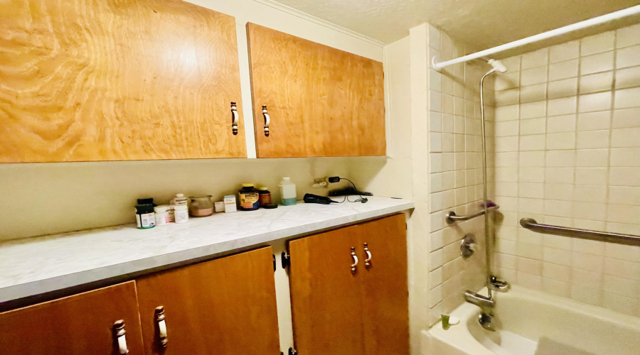 bath extra storage
