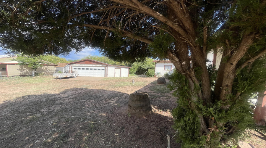 detached garage