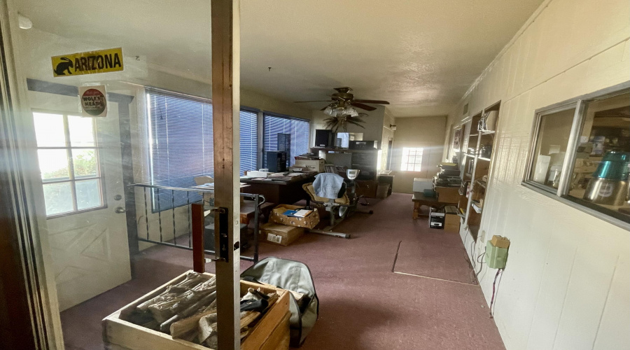 Enclosed patio/fam room