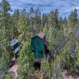 3334 Whispering Pines Dr