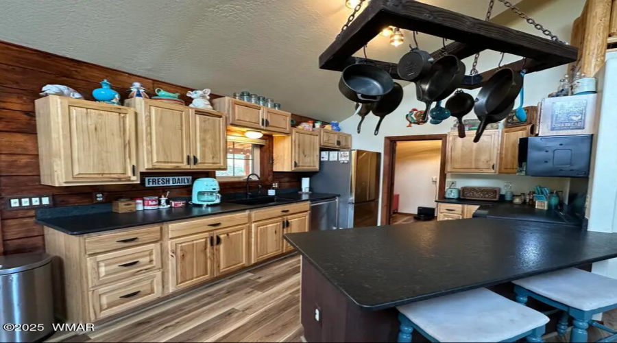 MAIN FLOOR - Kitchen