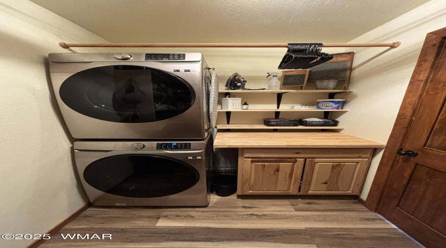 MAIN FLOOR - Laundry