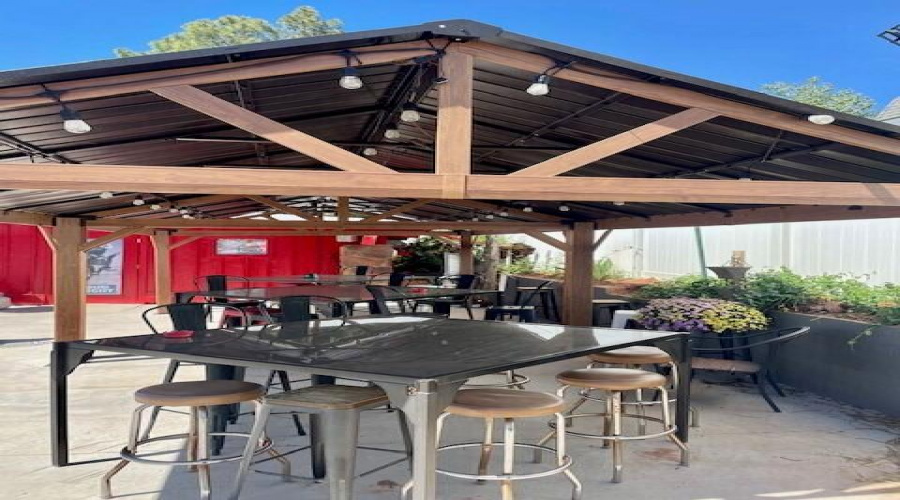 Bandits patio5