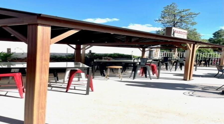Bandits patio7