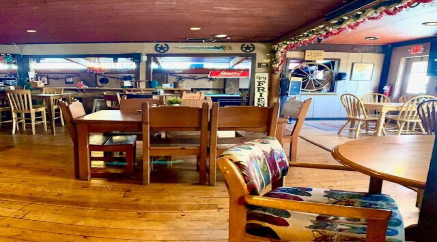 Bandits dining8
