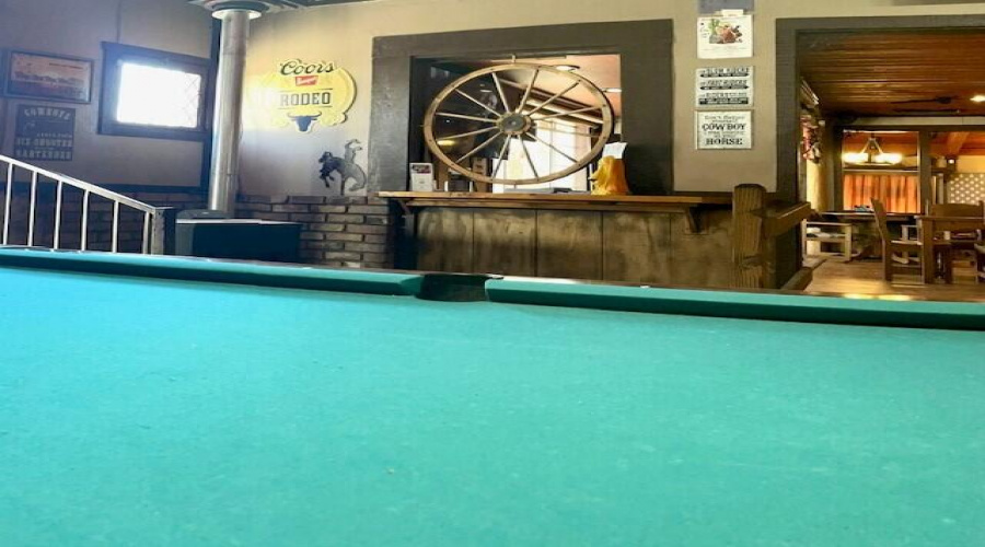 Bandits bar13