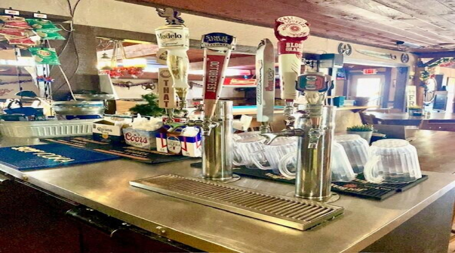 Bandits bar1