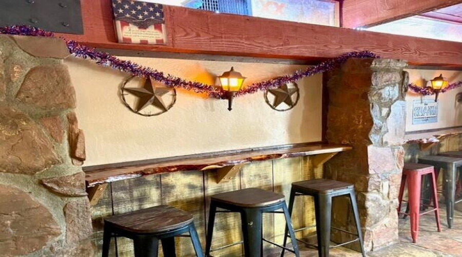 Bandits bar10