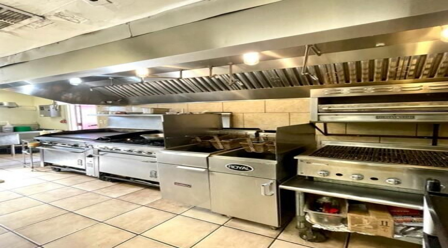 Bandits kitchen5