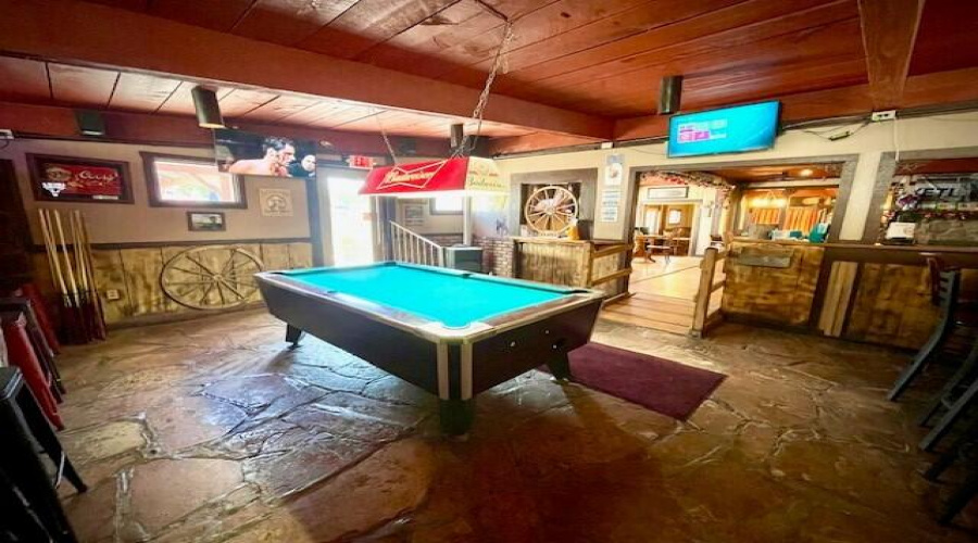 Bandits bar11