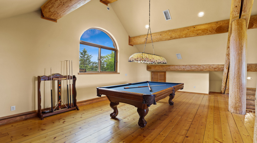 Loft 1