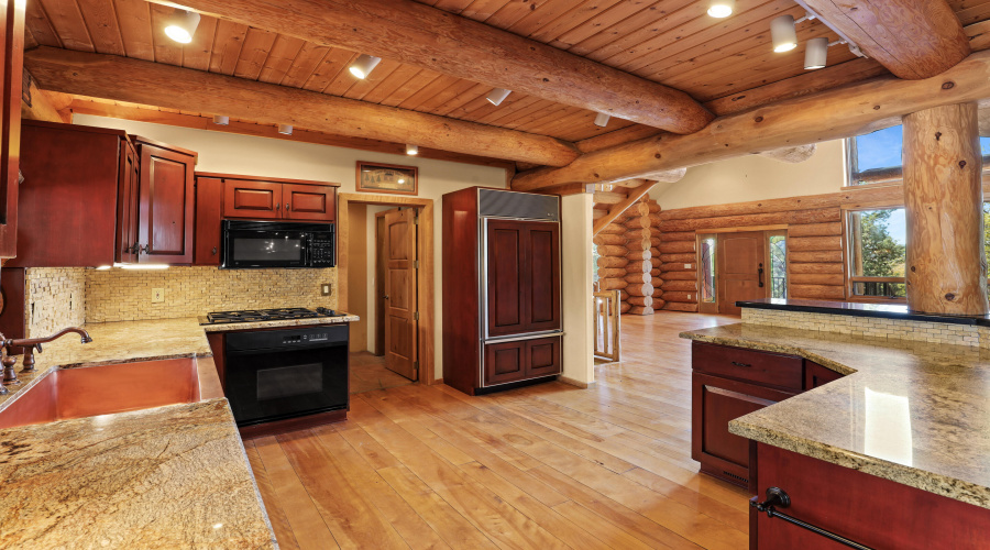Kitchen 2