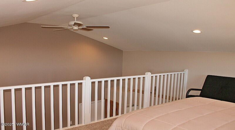 016_Loft Area