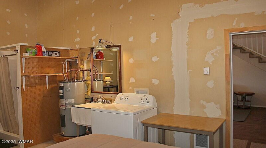 019_Unfinished Room