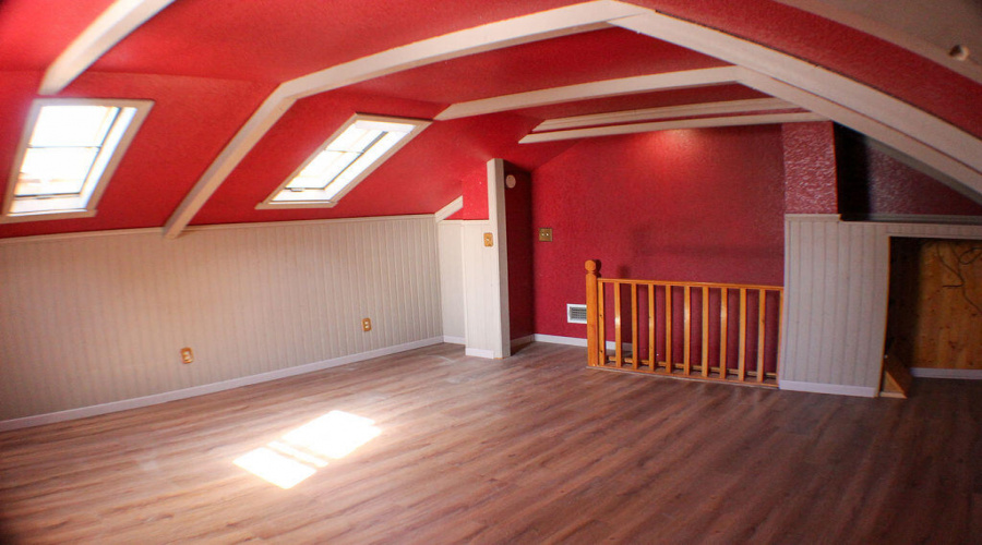 LOFT/BEDROOM 3