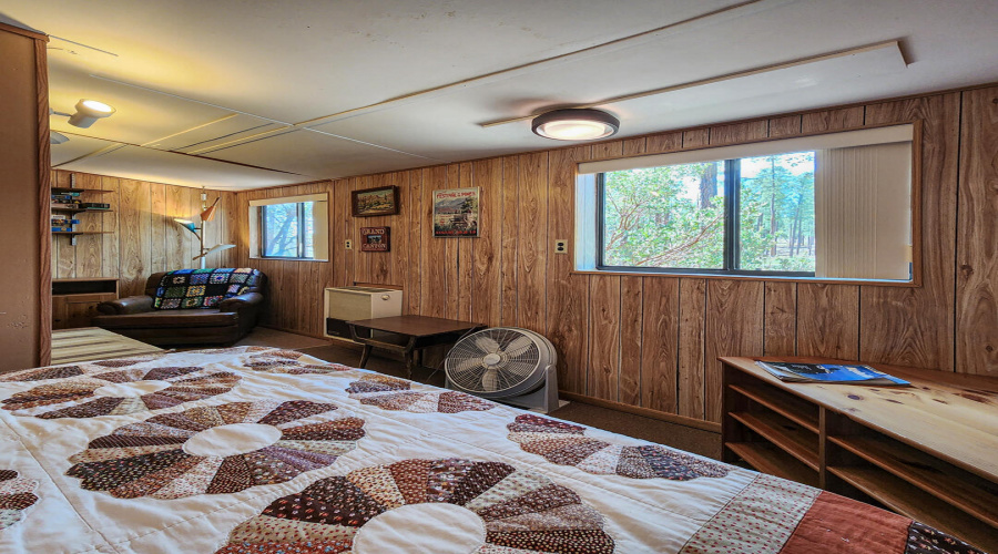 guest room 4