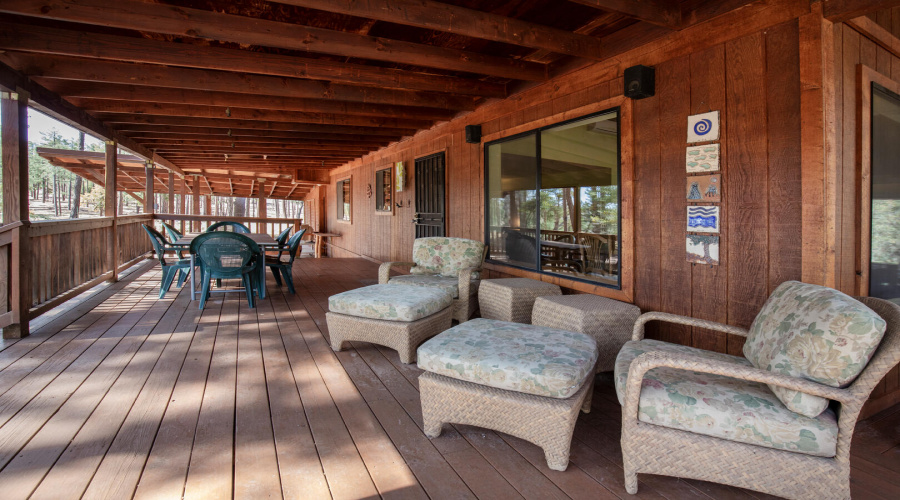 covered deck 1