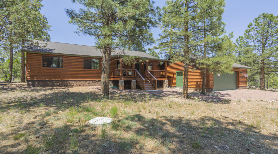 Darling Log Cabin