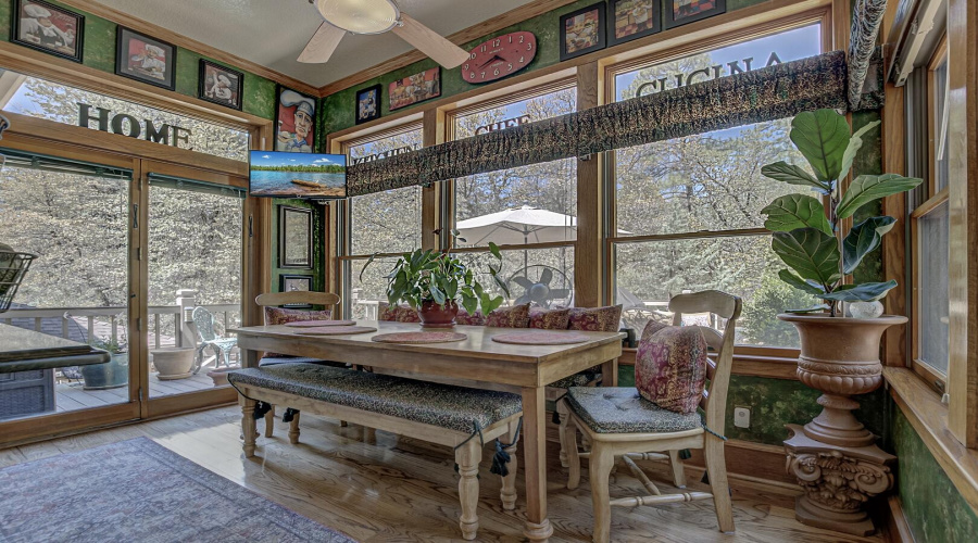 Brakfast room