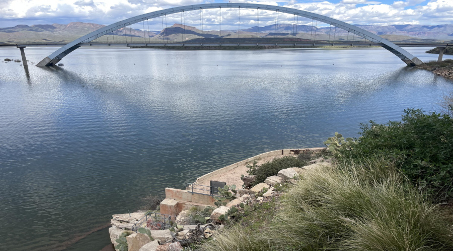 Roosevelt Lake Bridge