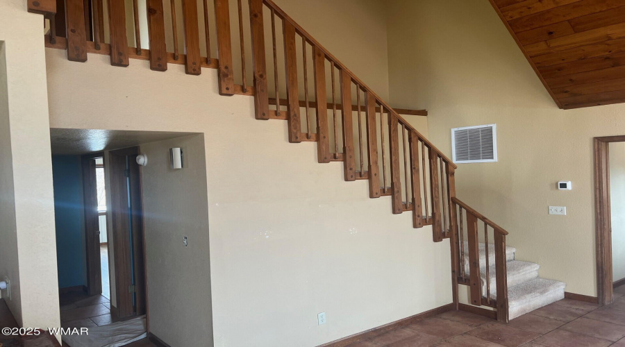 MAIN STAIRCASE