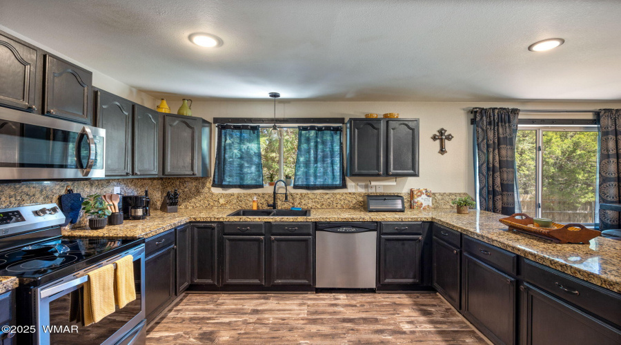 3361WHansen-ShowLow-AZ-10