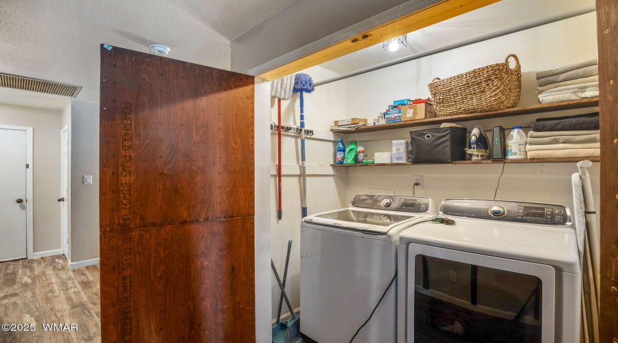 LAUNDRY AREA