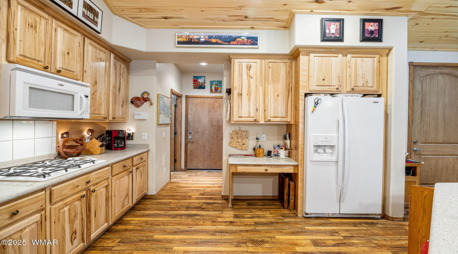 Kitchen Custom Cabinetry
