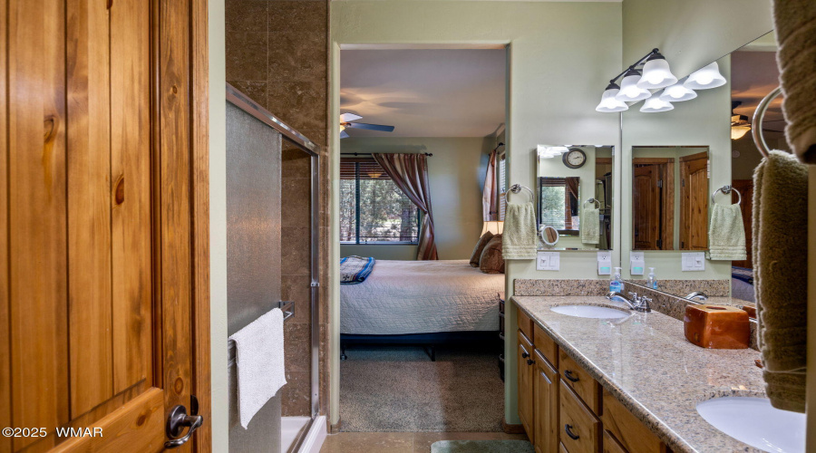 Primary En Suite with Walk-in Shower