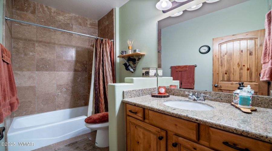 Hallway Full Bathroom