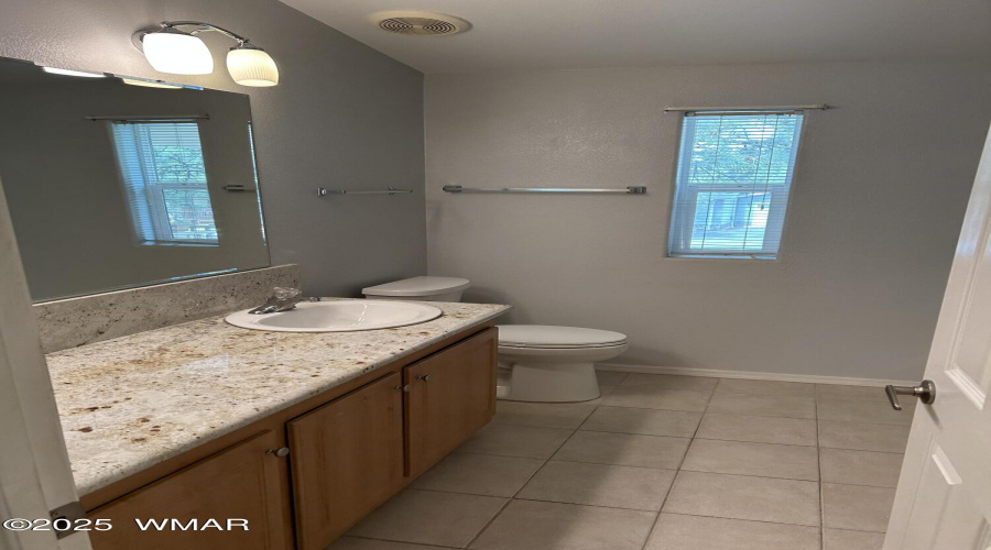 2081 guest bath