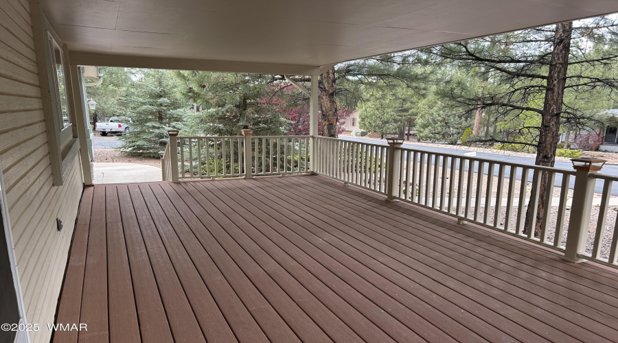 2081 front porch 2