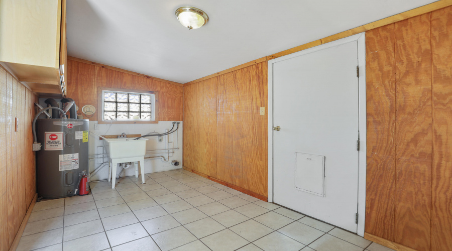 Laundry - Mudroom