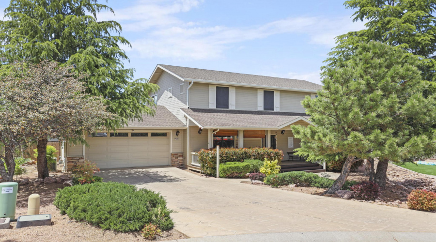 day front house