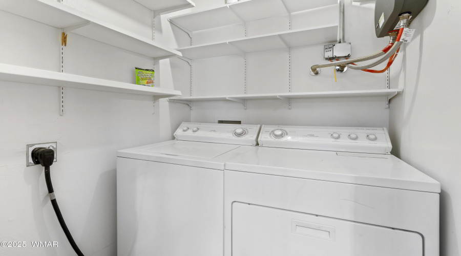 2128 Forest Park Rd, Overgaard (18)