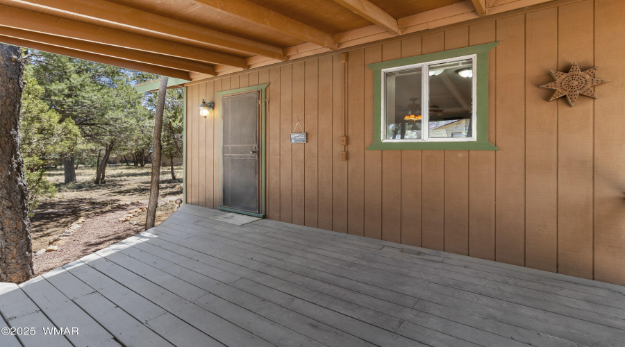 2128 Forest Park Rd, Overgaard (21)
