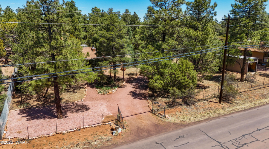 2128 Forest Park Rd, Overgaard (37)