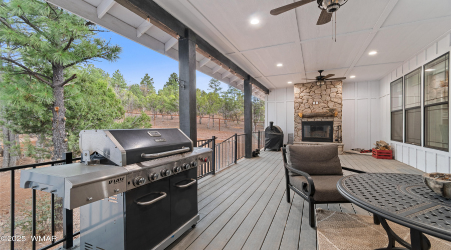 Back covered deck