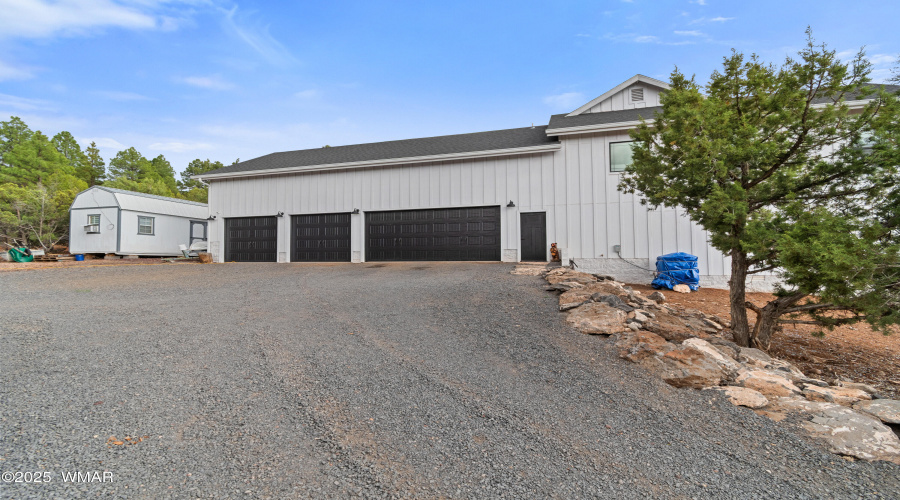4-car garage
