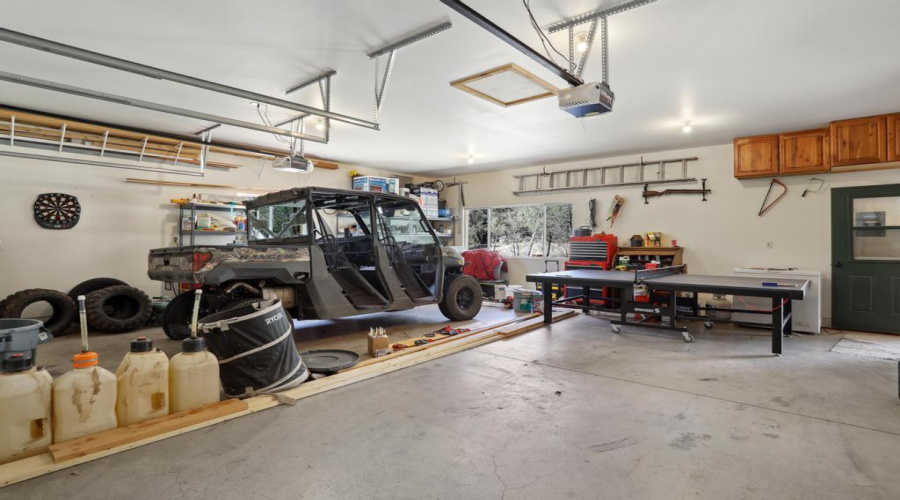 Garge Interior
