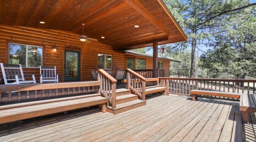 Front Porch/Deck