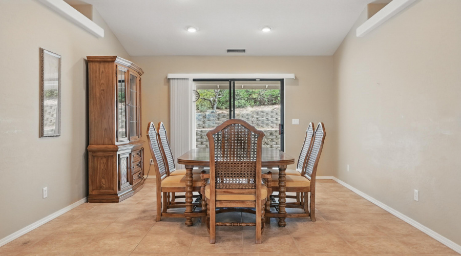 Formal Dining