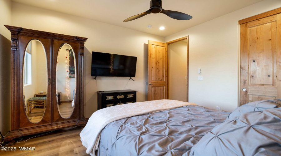 1748PersimmonLn-HeberOvergaardAZ-25