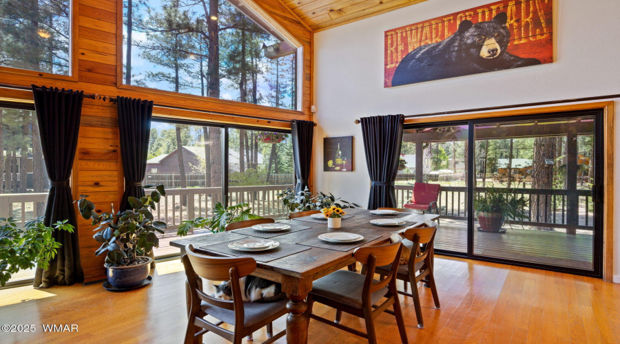 Dining to Deck View