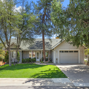 111 S Forest Park