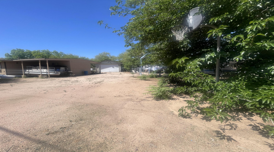 Side yard/ driveway to garage